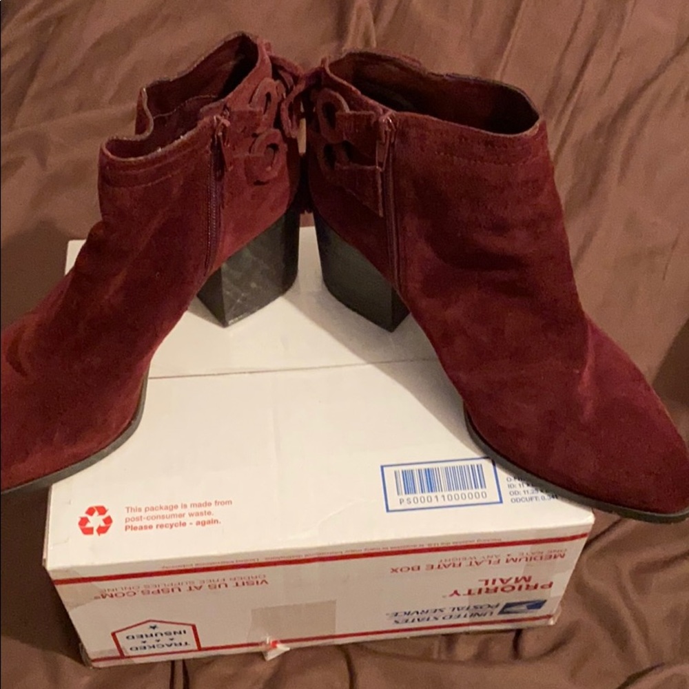 Vince Camuto Booties